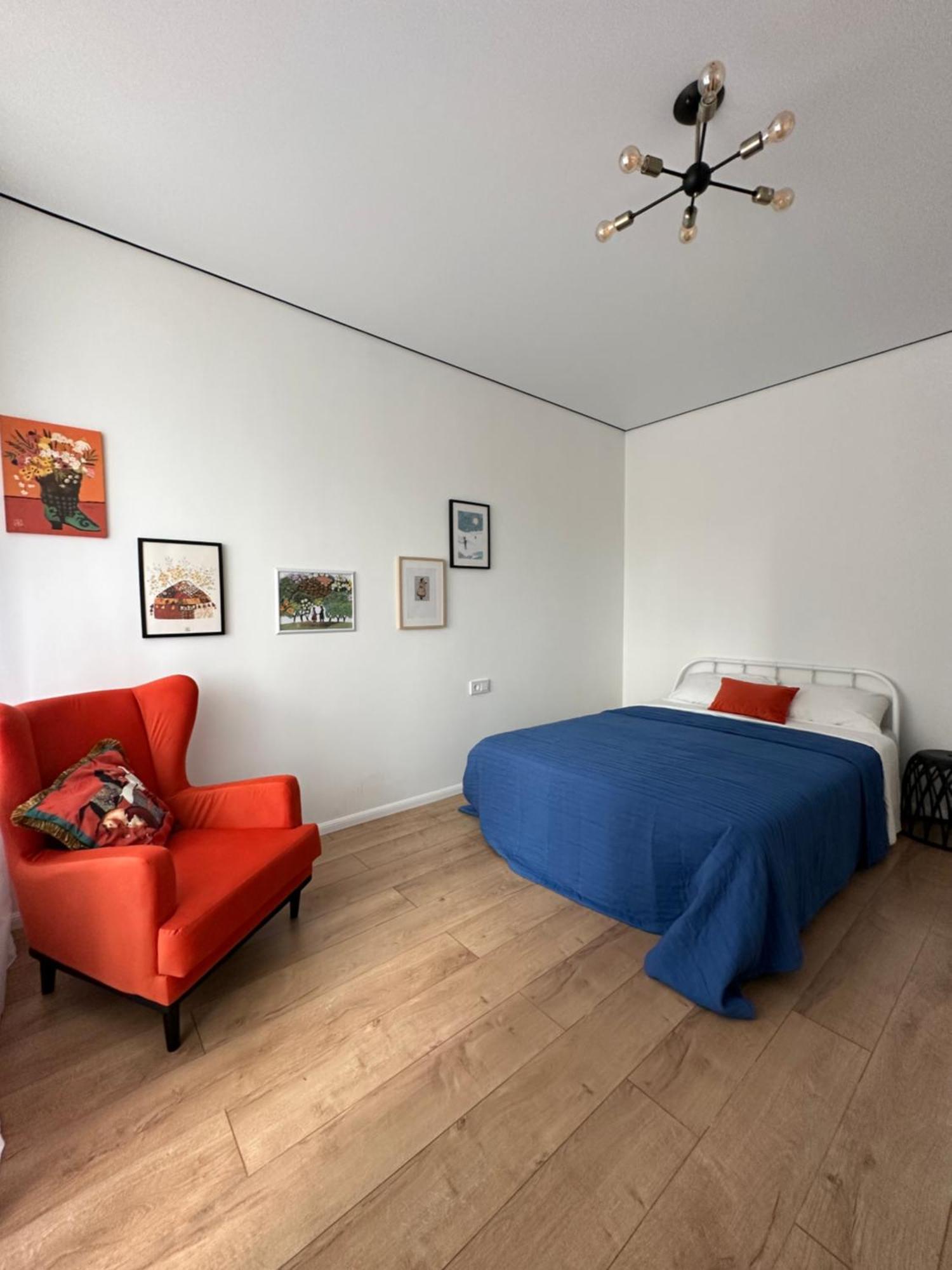 Cozy Urban Retreat